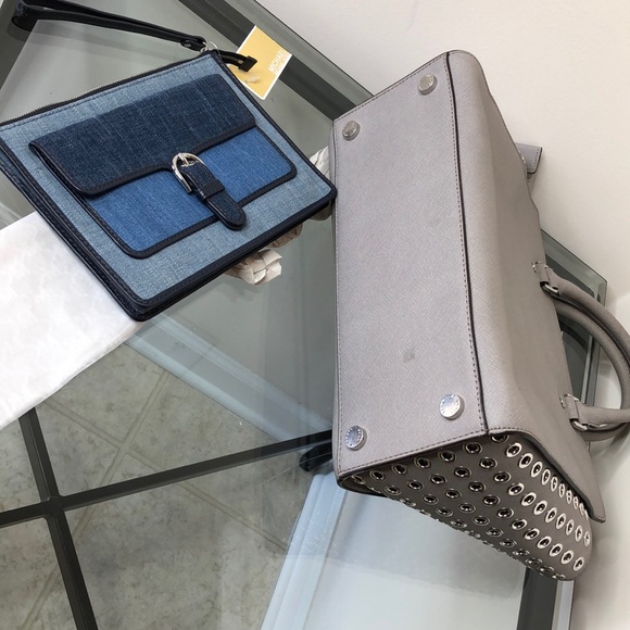 Authentic micheal kors bag - Picture 8 of 8